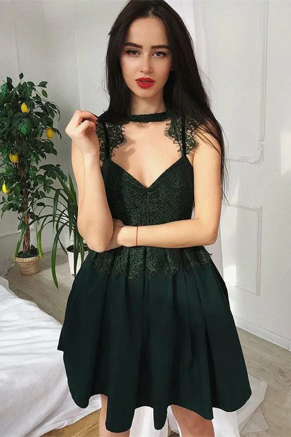 Charming Black Spaghetti Straps Short Lace Homecoming Dress